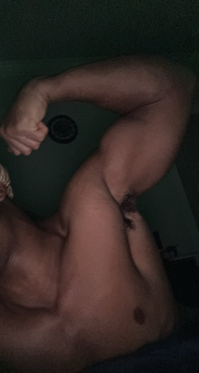 Svllater tweet media