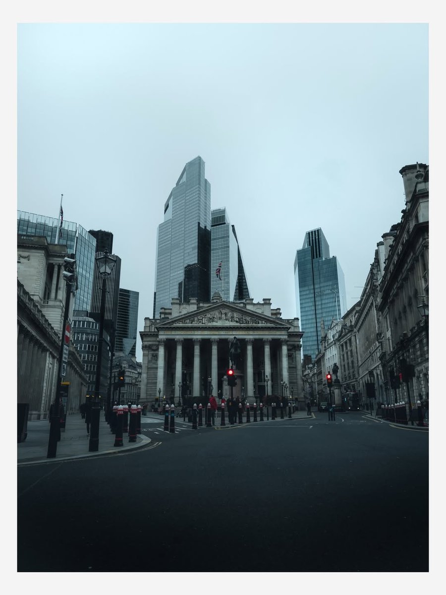 yltech's tweet photo. A day out with the iPhone 17 Pro.
Camera vs the shots 📸

shot on iPhone by https://t.co/6q0IBtcp2F ig https://t.co/AIp0rwdkFX