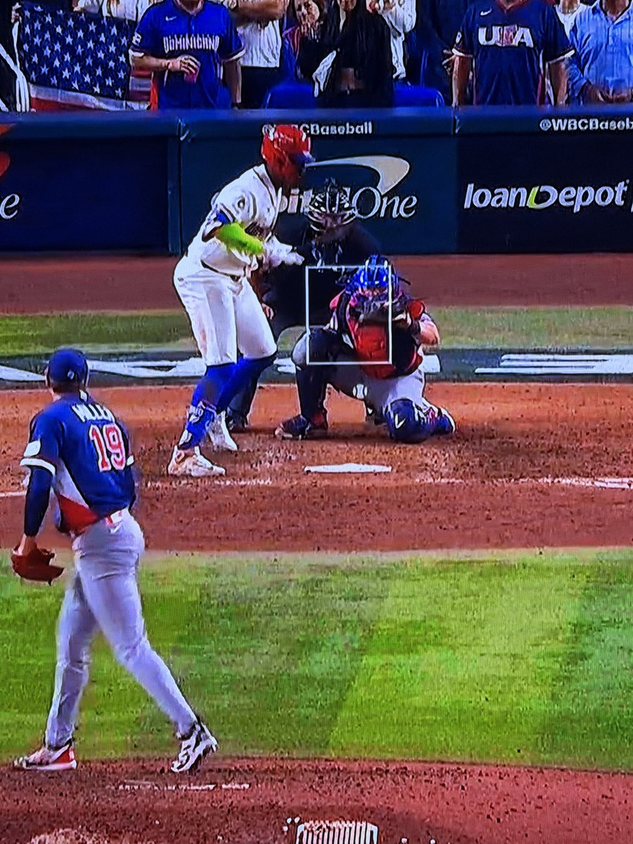 kōpəˈsedik tweet media