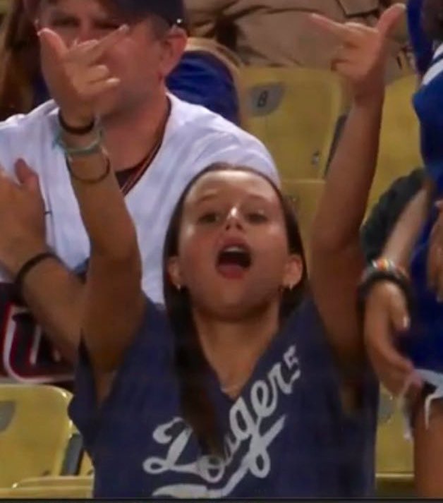 𝐁𝐮𝐢𝐥𝐭 𝐅𝐨𝐫 𝐋𝐀 🇮🇪 tweet media