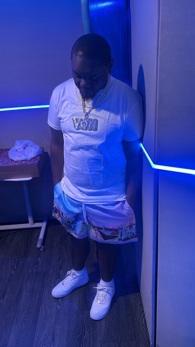 LionHeartedVon tweet media