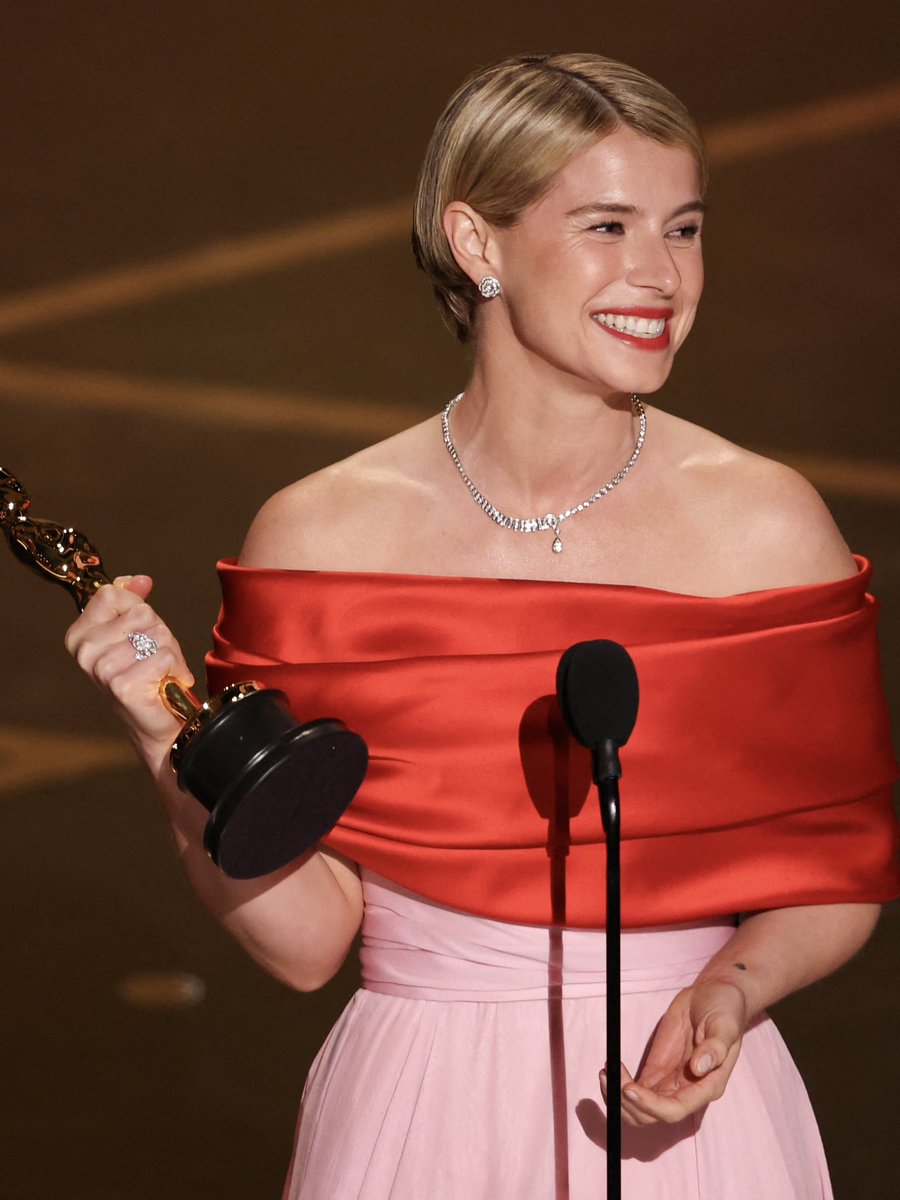 RTÉ One tweet media