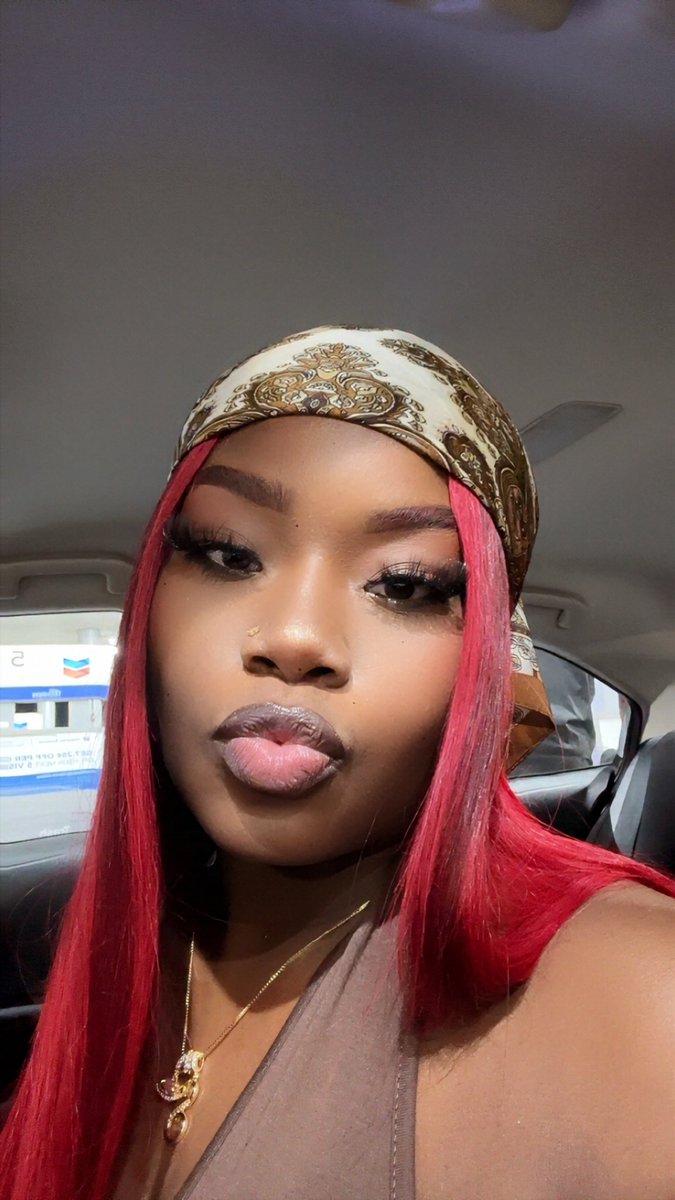 shekylaaaa's tweet photo. Red heads have more fun ❤️ https://t.co/LbB7BPU4QY
