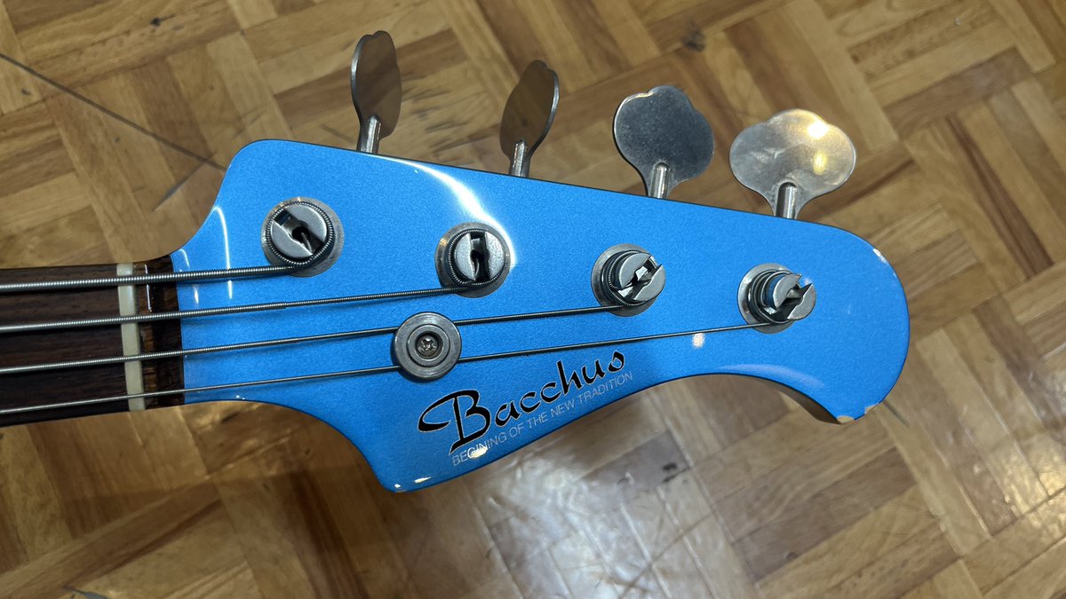 中古入荷情報】 Bacchus WoodLine J-classic 素直でスタンダードな
