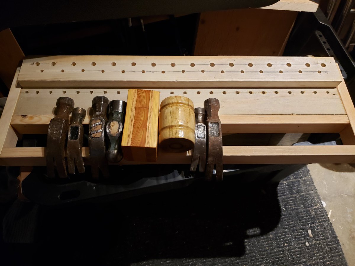 I also slapped together a hammer rack for my workshop, with extra space for my missing hammers. It's a bit of a fortuitous mistake because I glued 2 pieces together wrong. But I actually like it better because I can put screwdrivers &amp; accessories on the back area. 👍👇