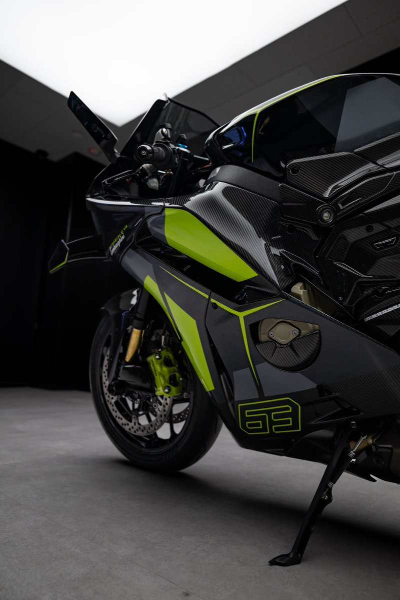 pollux 横浜 カーラッピング・プロテクション tweet media