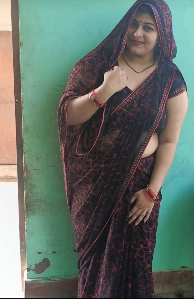 मेरी मम्मी<a href="/AnjuRay786/">अंजू राय.....</a>की बहू यानि मेरी बीवी की चोली के पीछे क्या है कोई बता सकता है तो बताओ और कैसी लग रही है आज इस साड़ी में मेरी मम्मी<a href="/AnjuRay786/">अंजू राय.....</a> की बहू बताओ गंदे गंदे कमेंट्स करो दोस्तों आज सुनना चाहता हू जो बढ़िया कॉमेंट करेगा उसको में मेरी बीवी की पैंटी दिखाऊंगा तुरंत DM में।