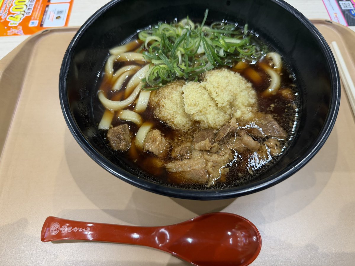 ontheroad_sky's tweet image. 今日のランチはららぽーと福岡で
肉肉うどん
#No17