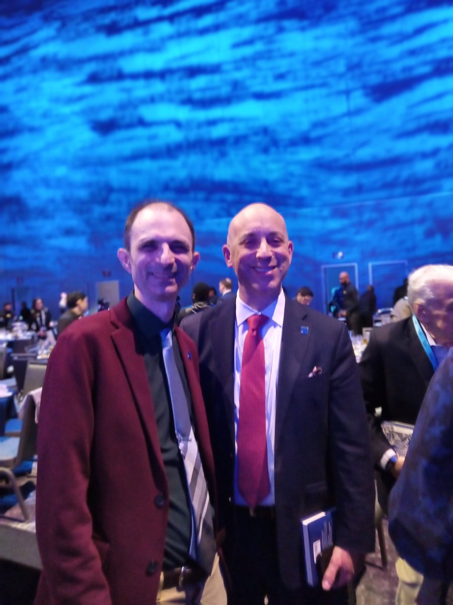 Art Pronin ארת פרונין tweet media