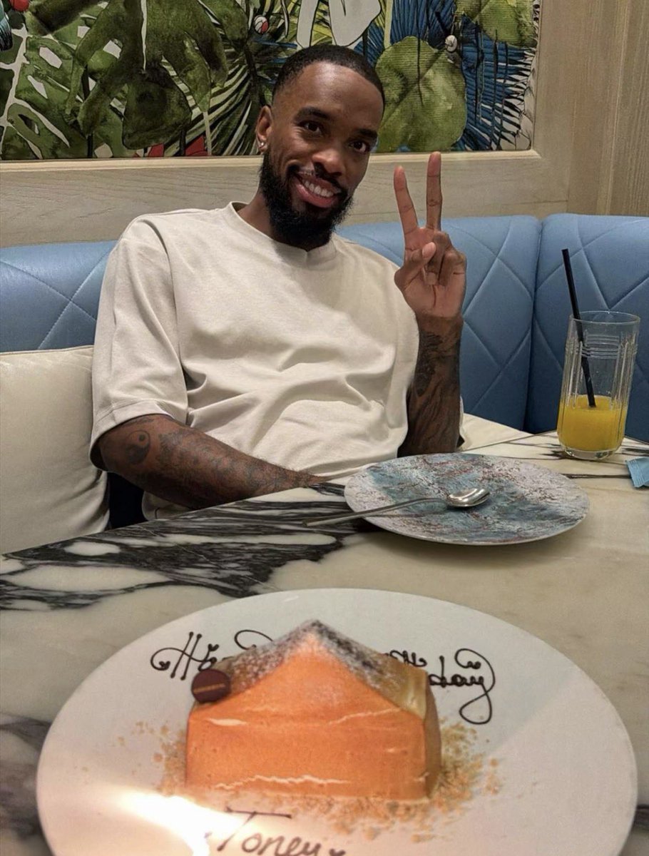 ✈عادل✈ tweet media