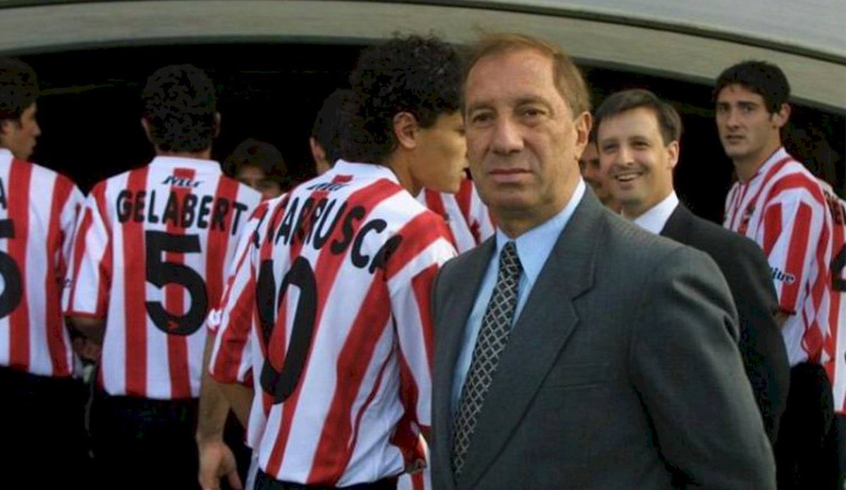 escueladelbidon's tweet photo. ¡FELIZ CUMPLEAÑOS, CARLOS!
TE AMO 🫶🏼🇦🇹 https://t.co/AImk7q9shz