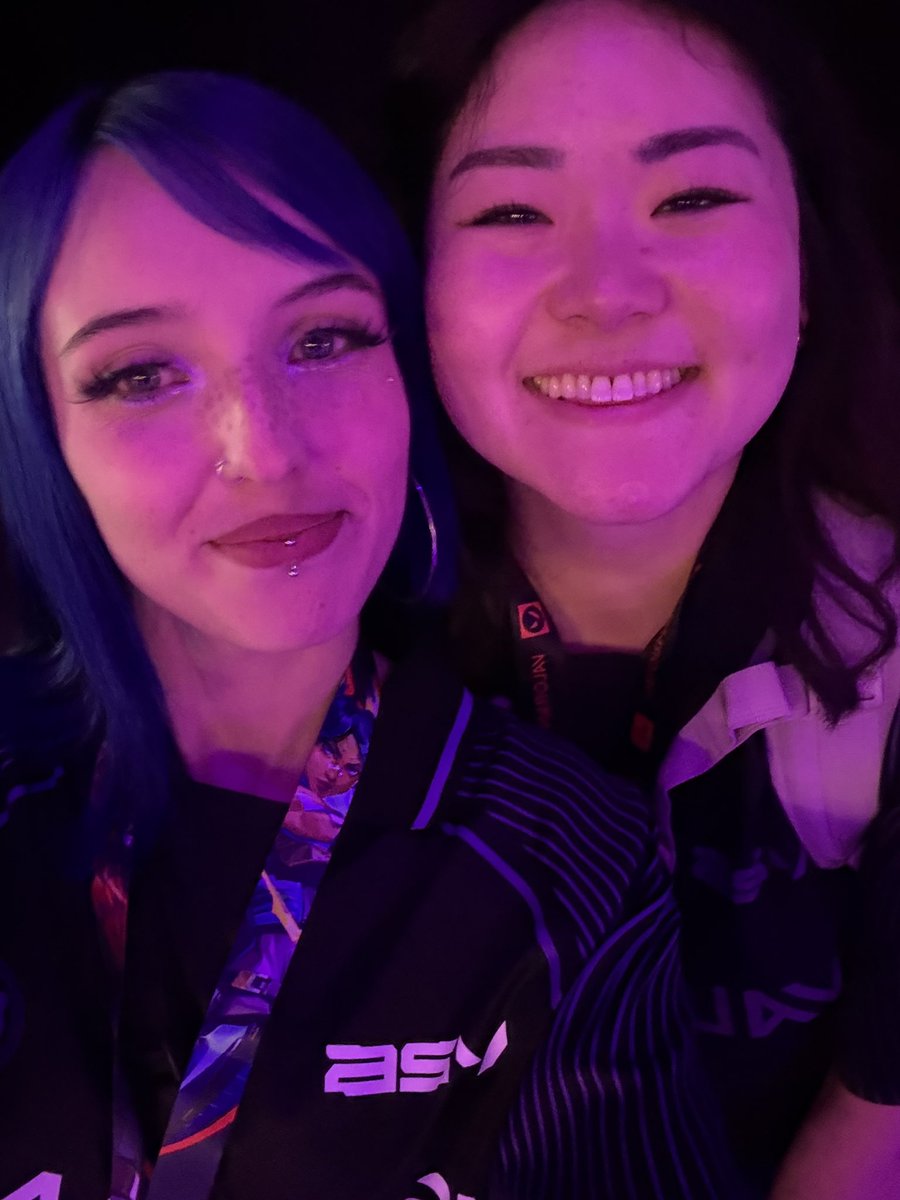 hachi 兎 tweet media