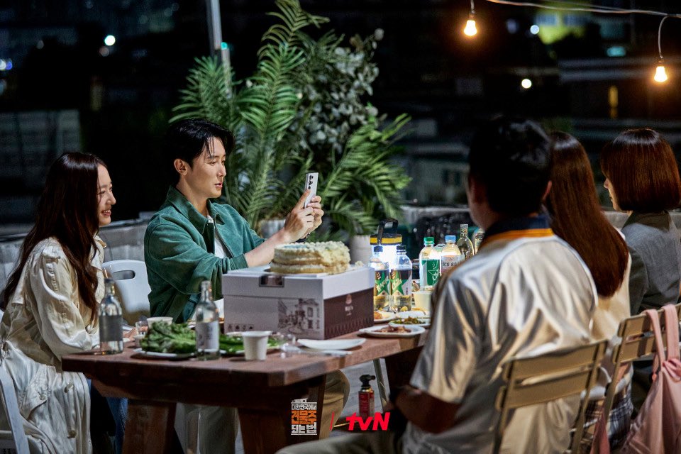 krystclass's tweet photo. Krystal’s behind cuts

Ep 1-2

#MadConcreteDreams #대한민국에서건물주되는법 #KRYSTAL #크리스탈 #정수정 https://t.co/f5iEVFzE1s