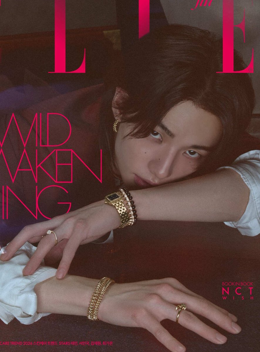 ari 🌙 tweet media