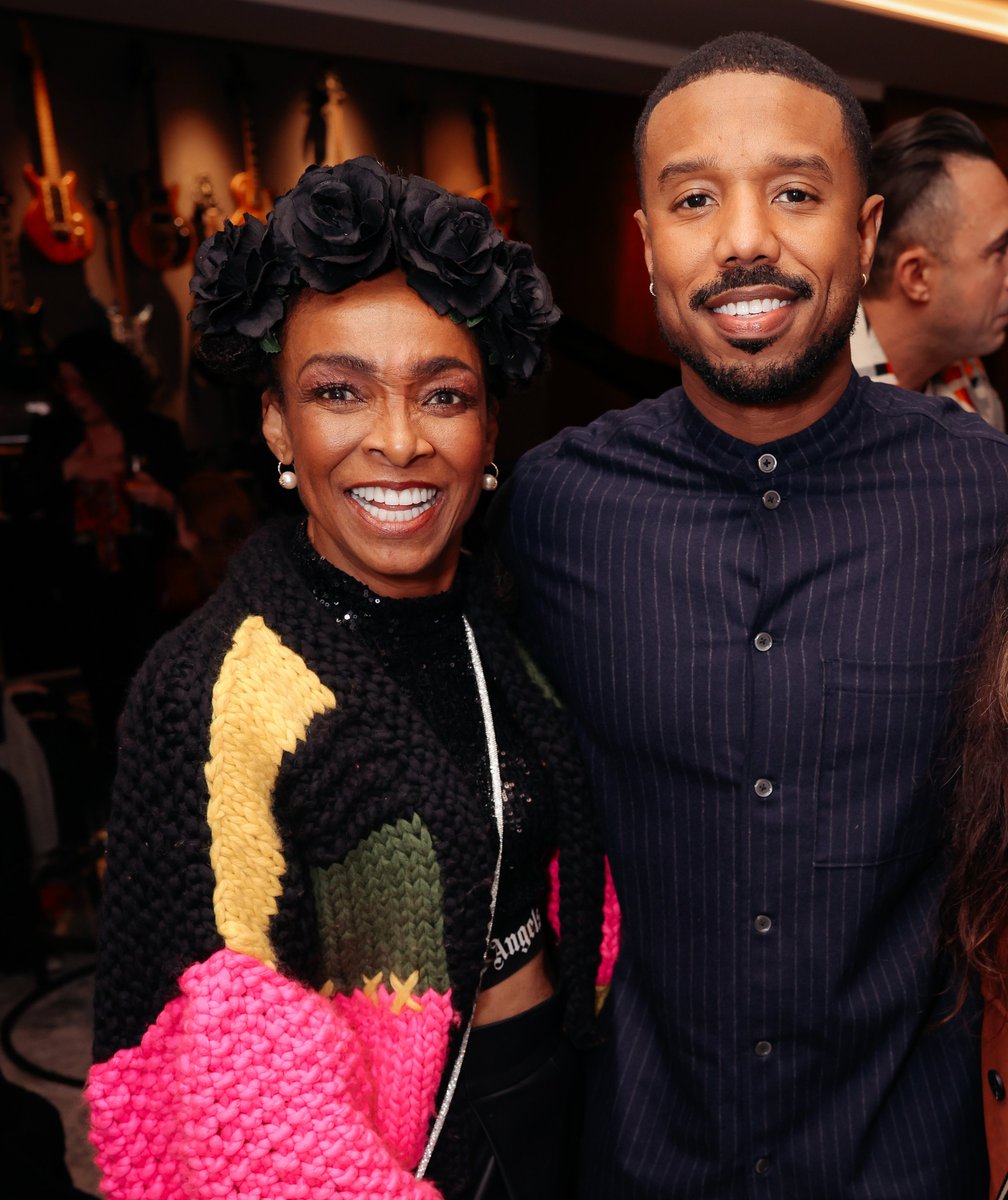 SIEDAH GARRETT tweet media