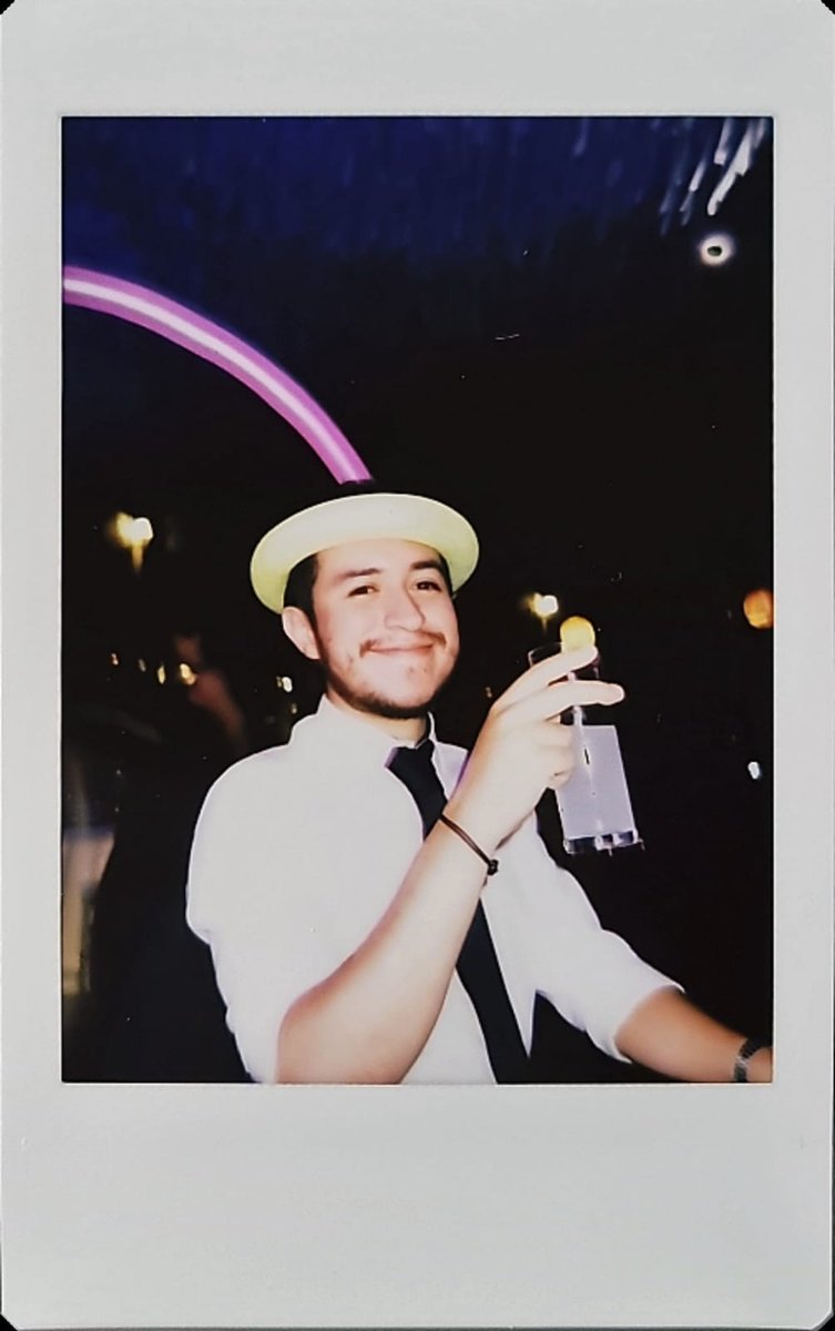 Alex Estrada tweet media