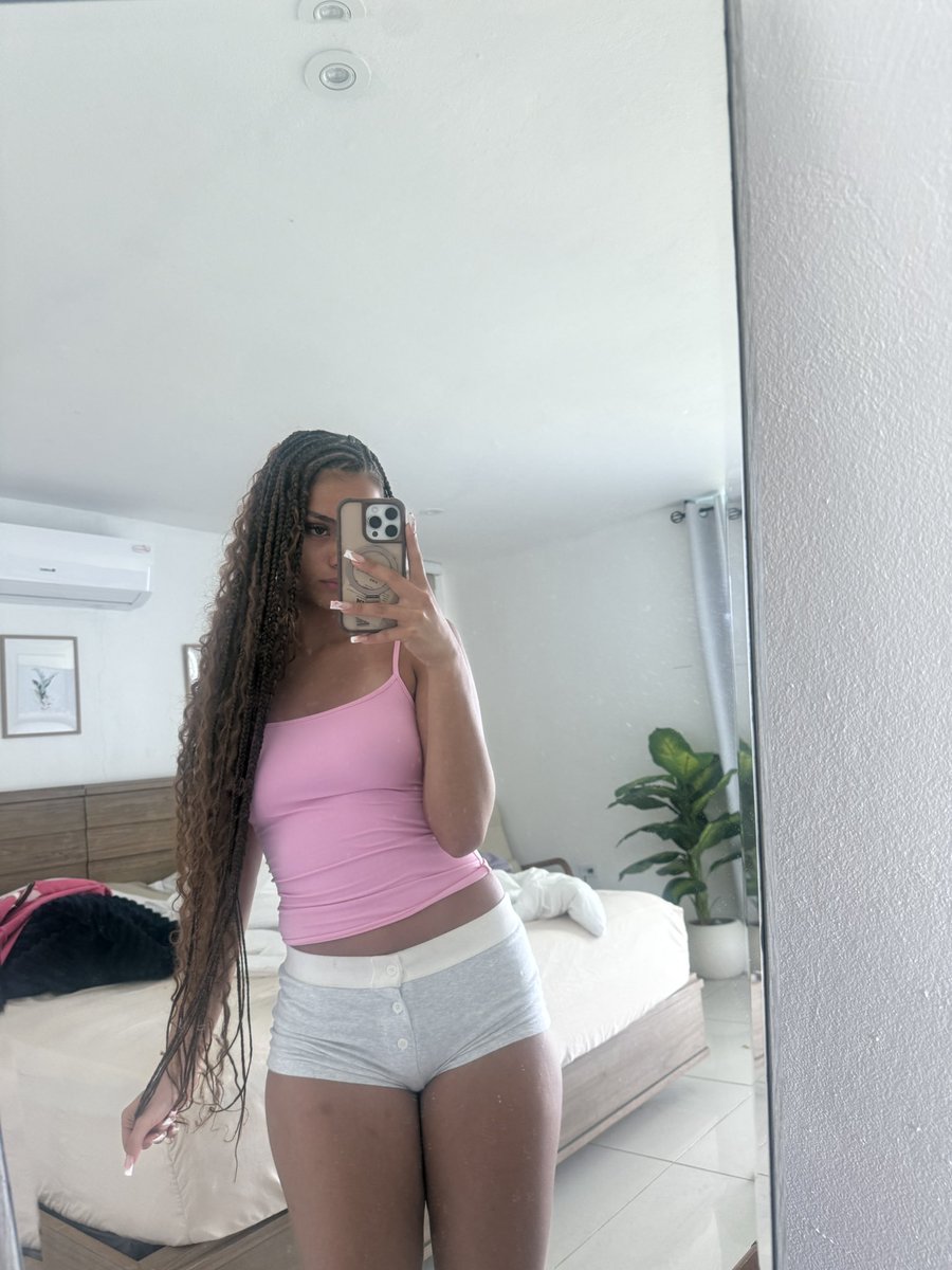 angel tweet media