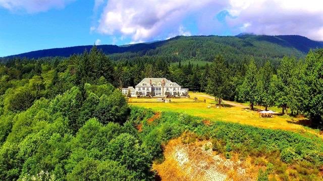 DaveHaboosheh's tweet photo. Sold in 2025

20,000sqft English Country Manor in BC set on 60 lush acres.

One of the largest homes sold in Canada for 2025!

DM for more information.

Dave Haboosheh
RE/MAX City Realty 
604-818-0042
DaveVancouverBC@gmail.com https://t.co/ke1FtrXAXu