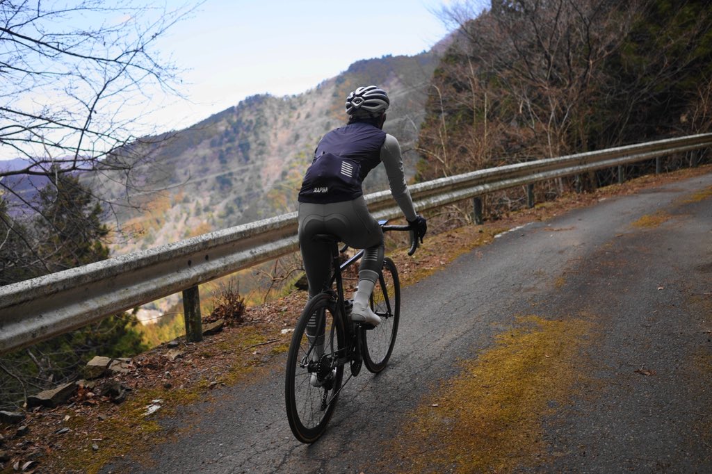 アキア tweet media