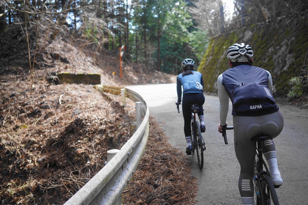 アキア tweet media