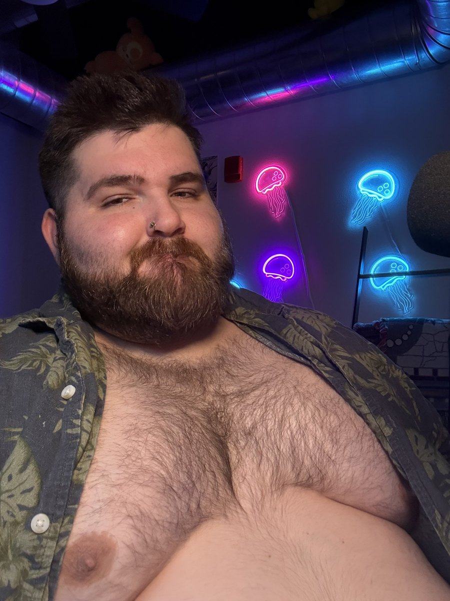 Izzzyy 🍑 tweet media