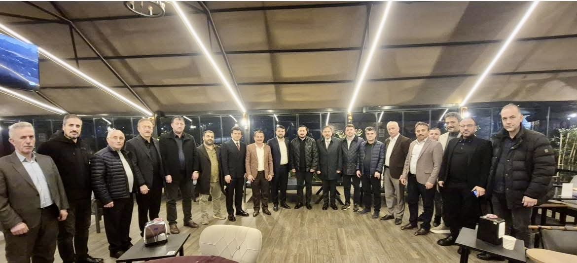 nurettin_yiyit's tweet photo. Karabük Milletvekillerimiz Cem Şahin ve Ali Keskin Kılıç’ın katılımlarıyla, Karabük Ova Dernekler Federasyonu’nun çatısı altındaki dernek başkanlarımızla bir araya geldik. #karodef #karabük #ramazan https://t.co/u1ri8mcpwt