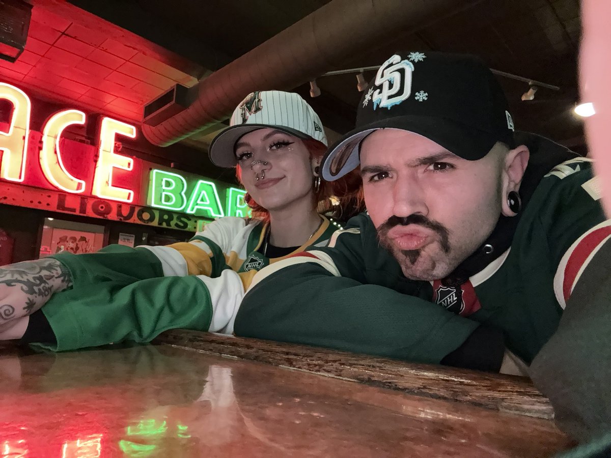 blunt guts tweet media