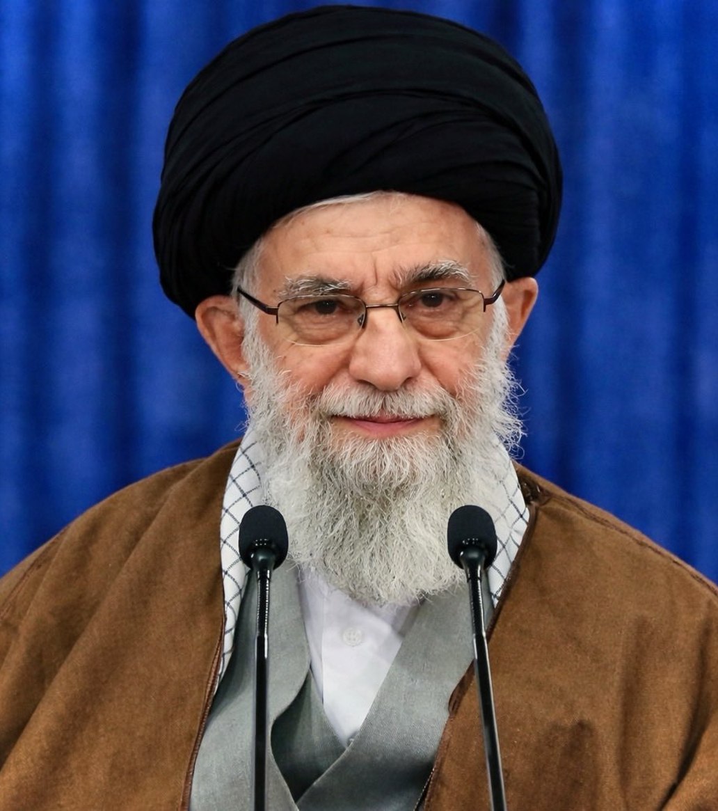 CryptoNewsHntrs's tweet photo. JUST IN: US INTELLIGENCE CLAIMS FORMER SUPREME LEADER ALI KHAMENEI WAS HESITANT ABOUT HIS SON MOJTABA TAKING POWER DUE TO "ISSUES IN HIS PERSONAL LIFE" 🇺🇸🇮🇷
#Iran #Khamenei #Mojtaba #USIntel #BreakingNews https://t.co/KZdydpXUv1