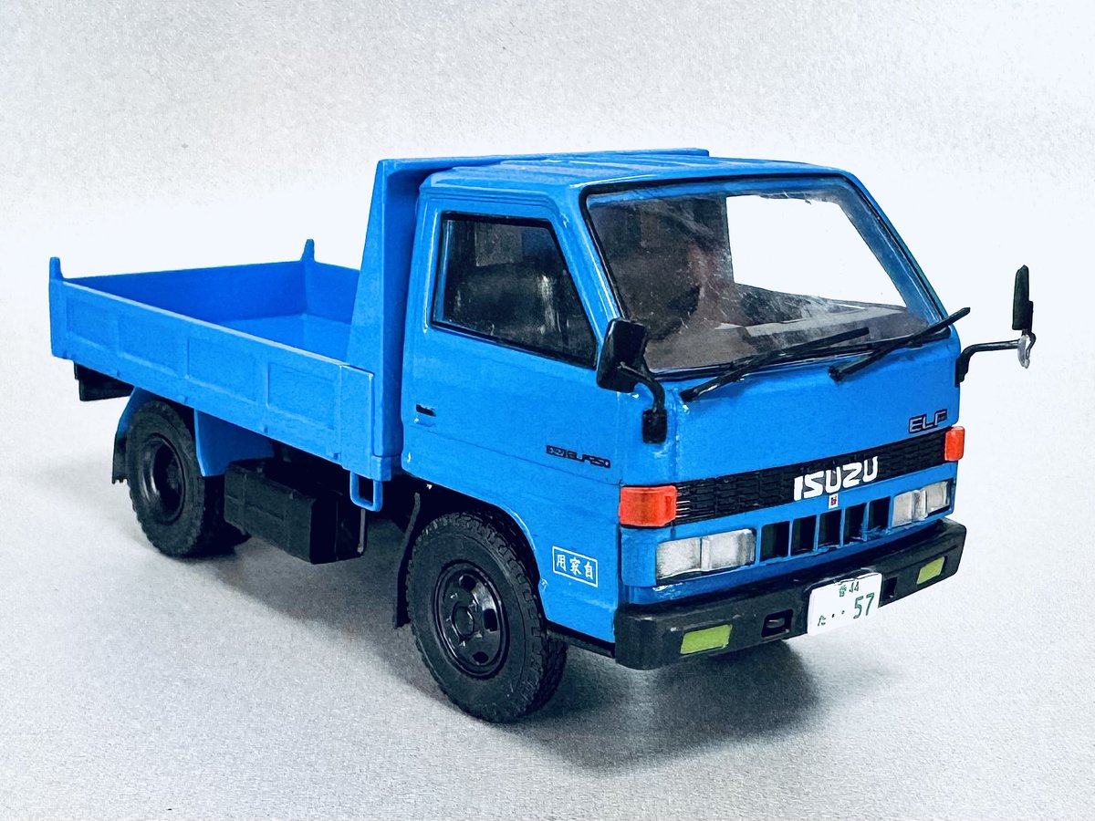 いすゞ エルフ ダンプ 1985 アシェットの「懐かしの商用車コレクション