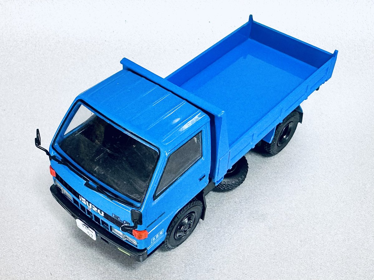 いすゞ エルフ ダンプ 1985 アシェットの「懐かしの商用車コレクション