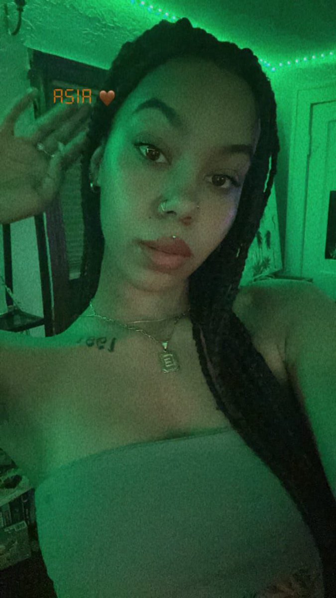 LEXI_ZOO1's tweet photo. WHEN THE KNOT GOES DEEP IN ME👅🥵 NOTHING HOLDS THE BOUNDS OF MY PLEASURE🤗🤤🪢 wanna explore? click on the link below 👇 
https://t.co/rj5MqHWire https://t.co/H2YvAfVctw