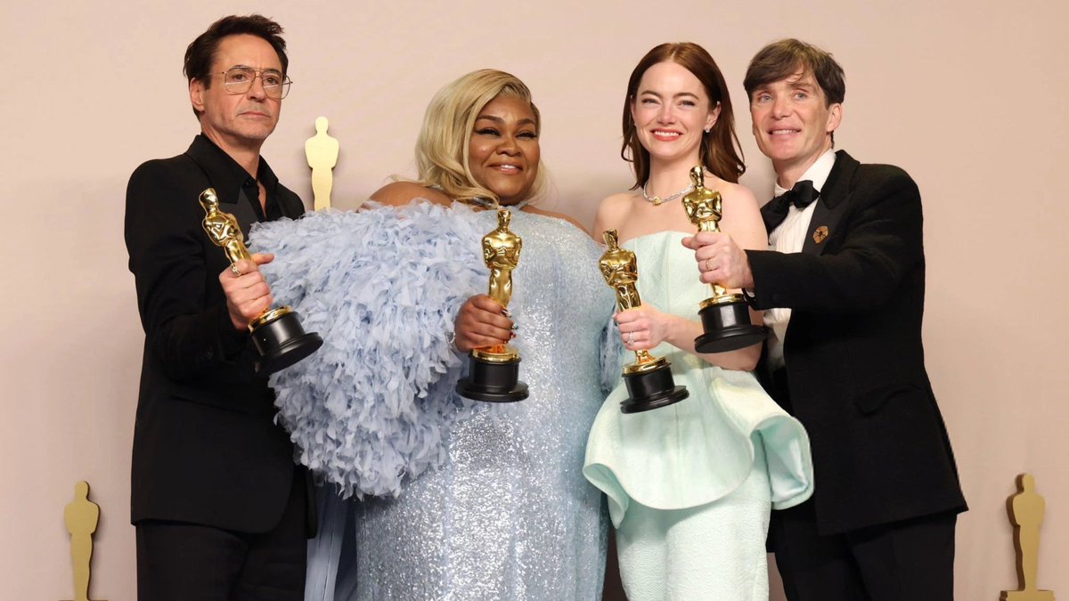 shannonlada's tweet photo. El último cuarteto ganador en las categorías de actuación.

#Oscars https://t.co/VvqJCGY9KX