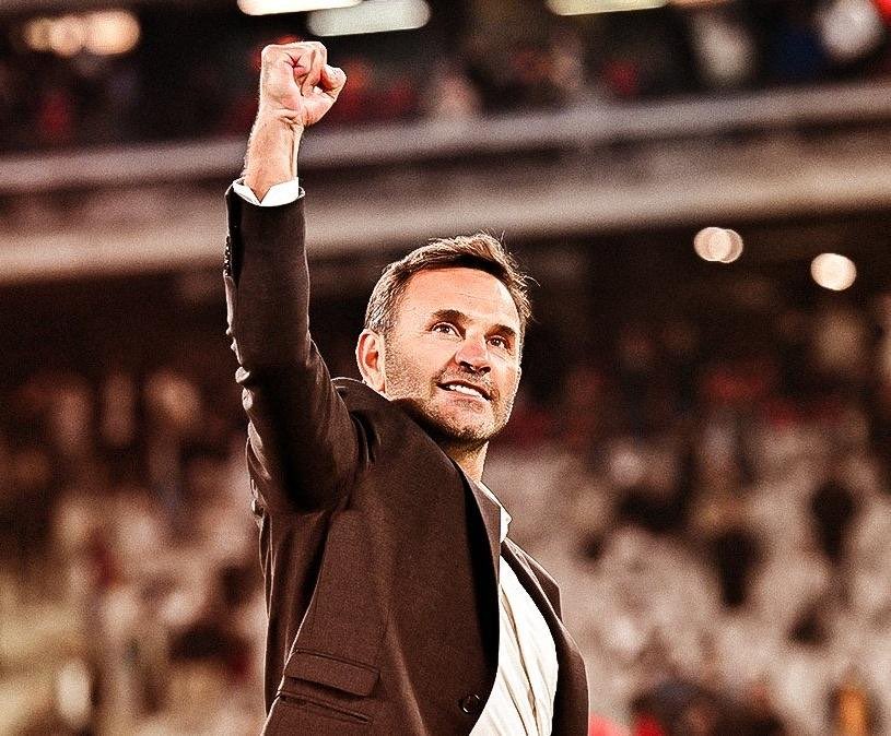 Cimbom Queen tweet media