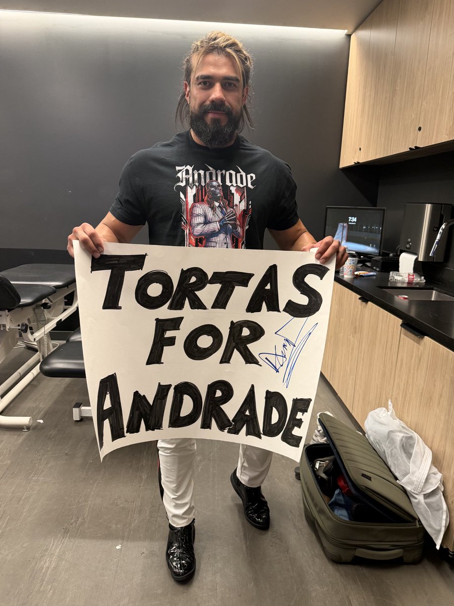 Felicia R tweet media