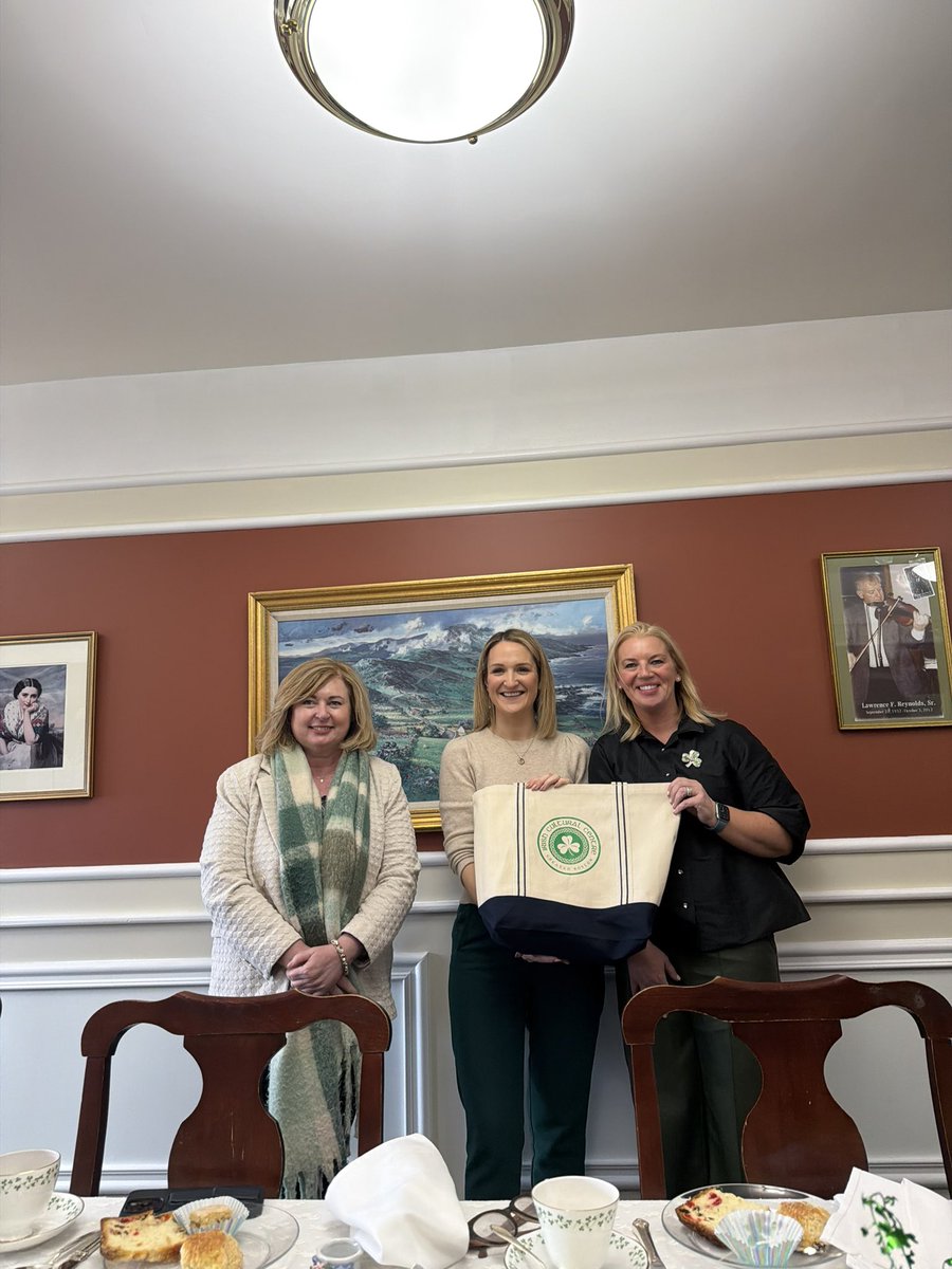 Martina Curtin tweet media