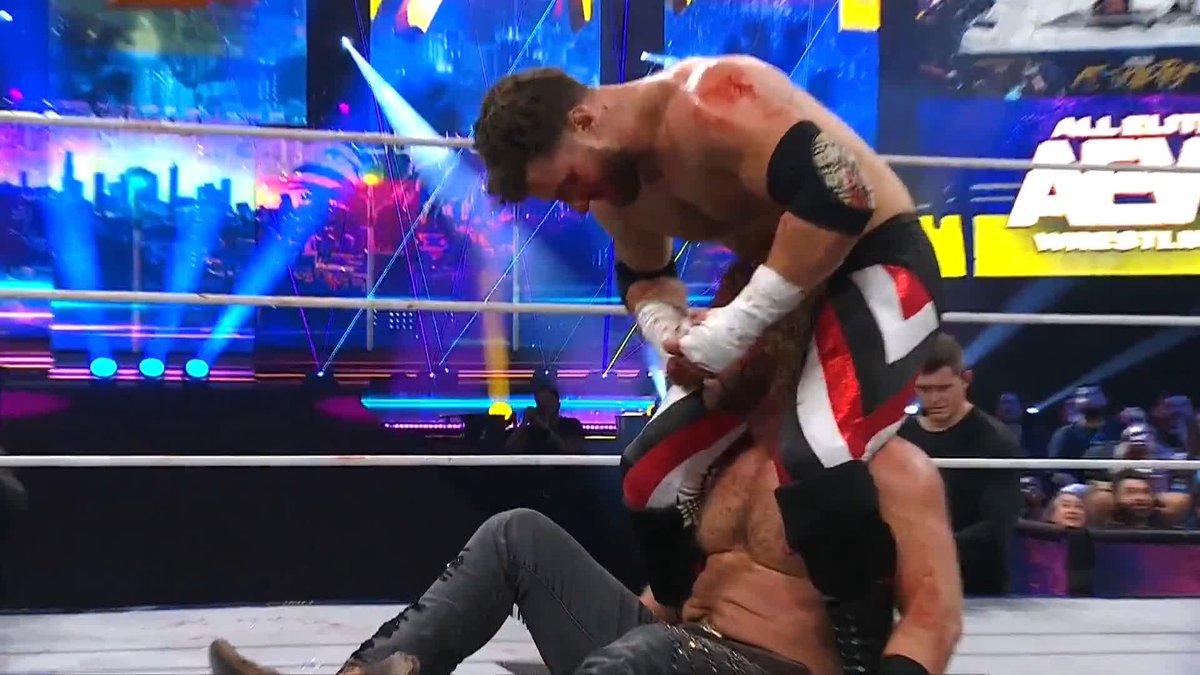 💉🩸😲
Watch #AEWRevolution LIVE on PPV! https://t.co/k4fHQU382O