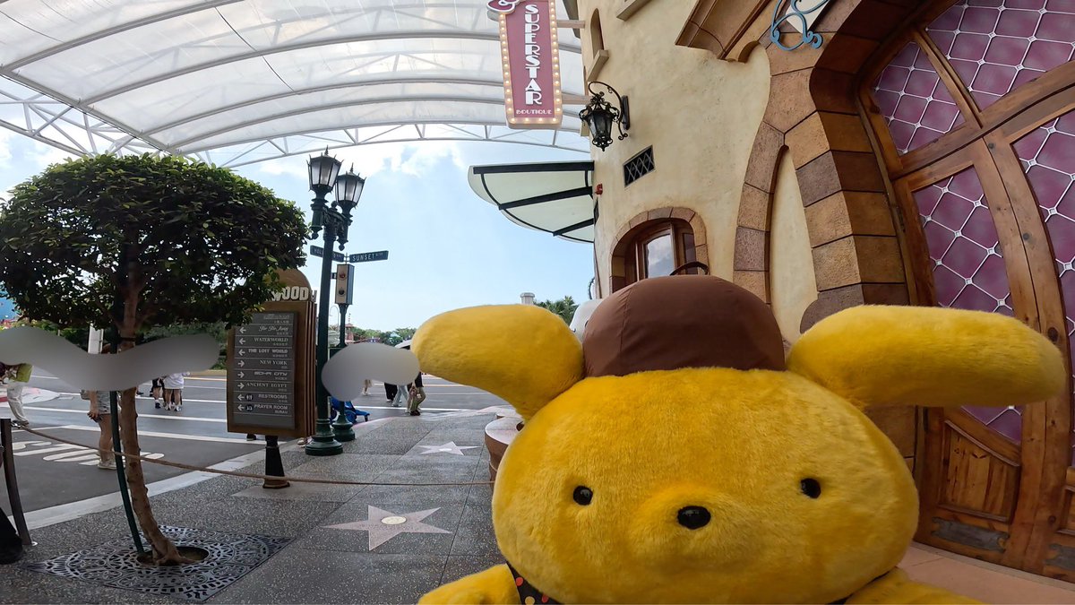 apuvoyage's tweet photo. まさかのシンガポールのユニバにサンリオキャラクター😭♥️！！！今日かららしい…サプライズ過ぎ🥲！！！！プリンくん元気すぎてたくさんお耳動いてる😂💛衣装〜🍮🥹
#USS https://t.co/GfDbDNPw9v