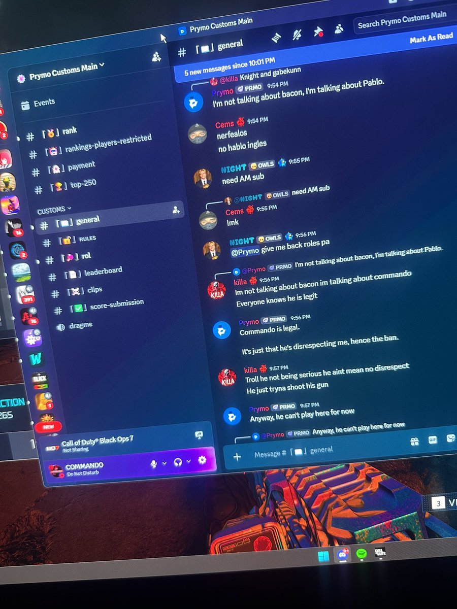 COMMANDO tweet media