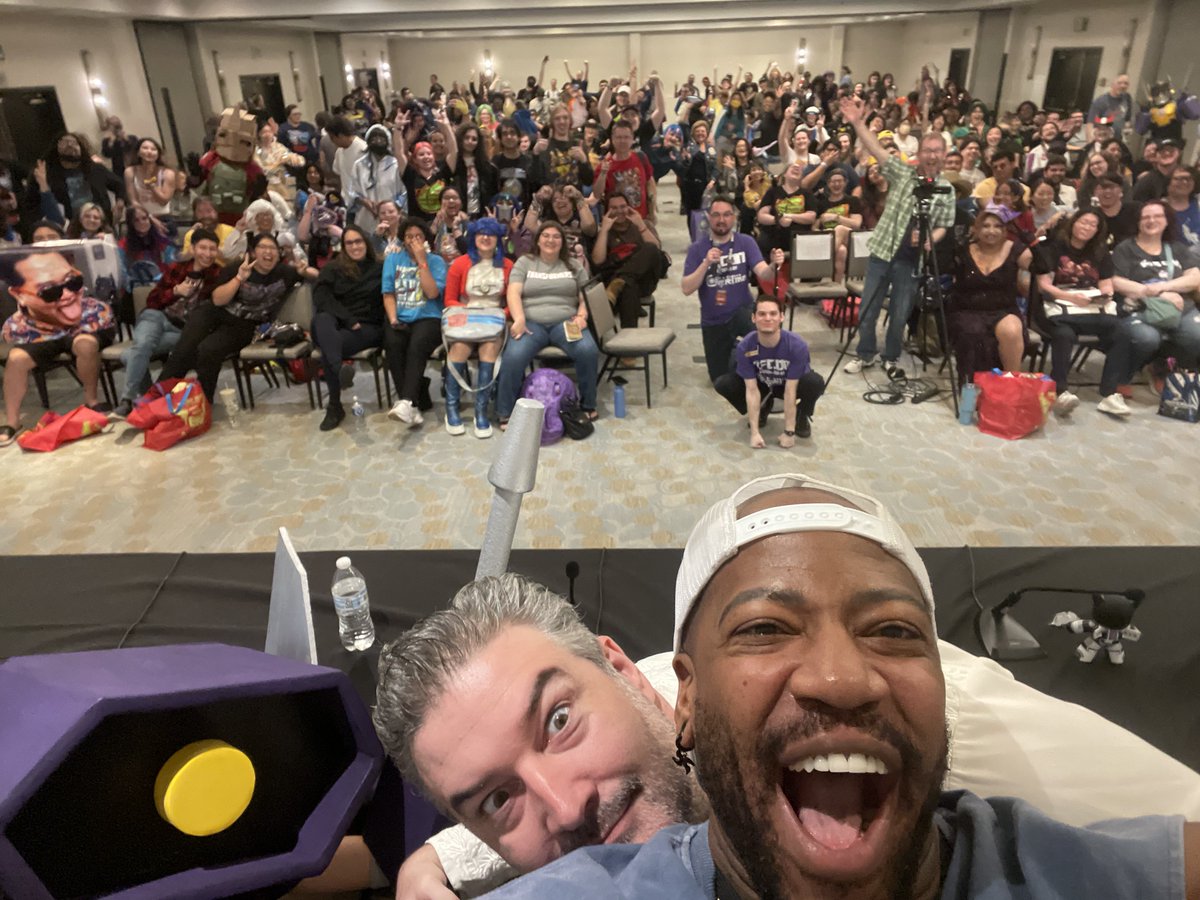 Evan Michael Lee tweet media