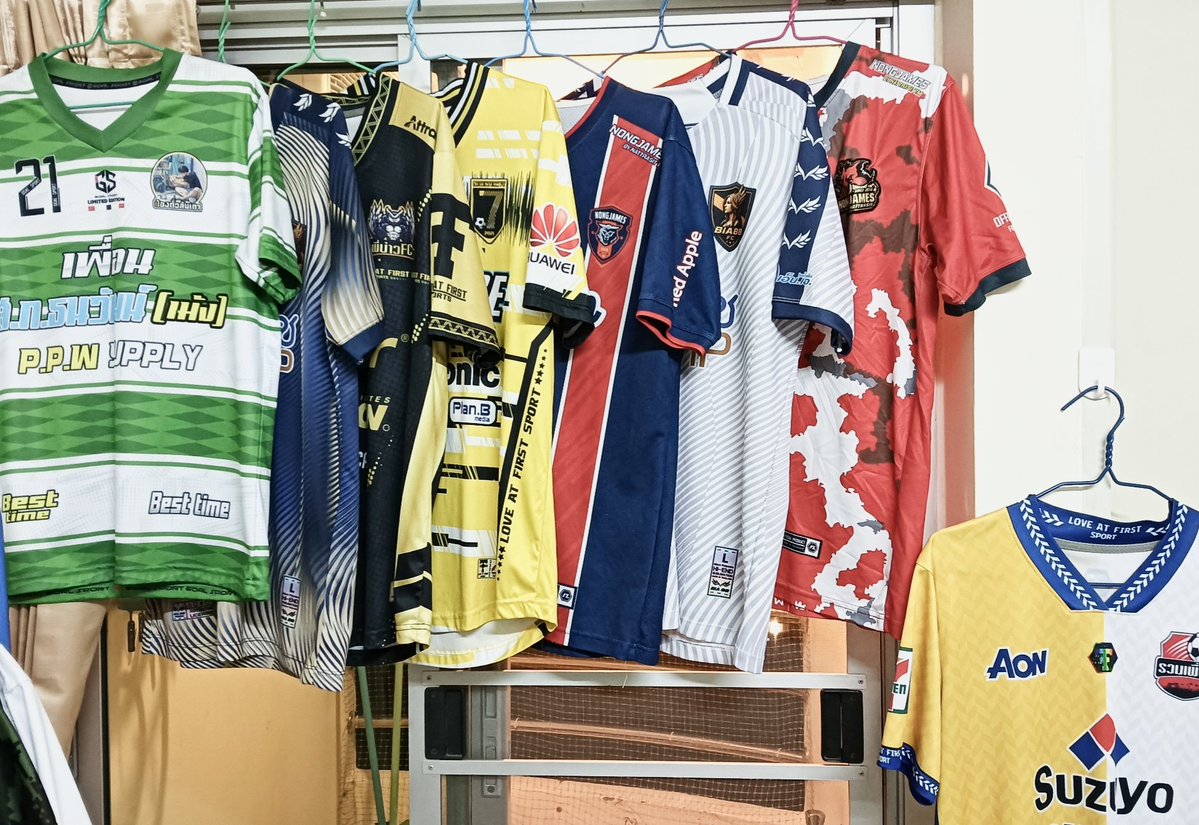 Toni.KKN8 tweet media