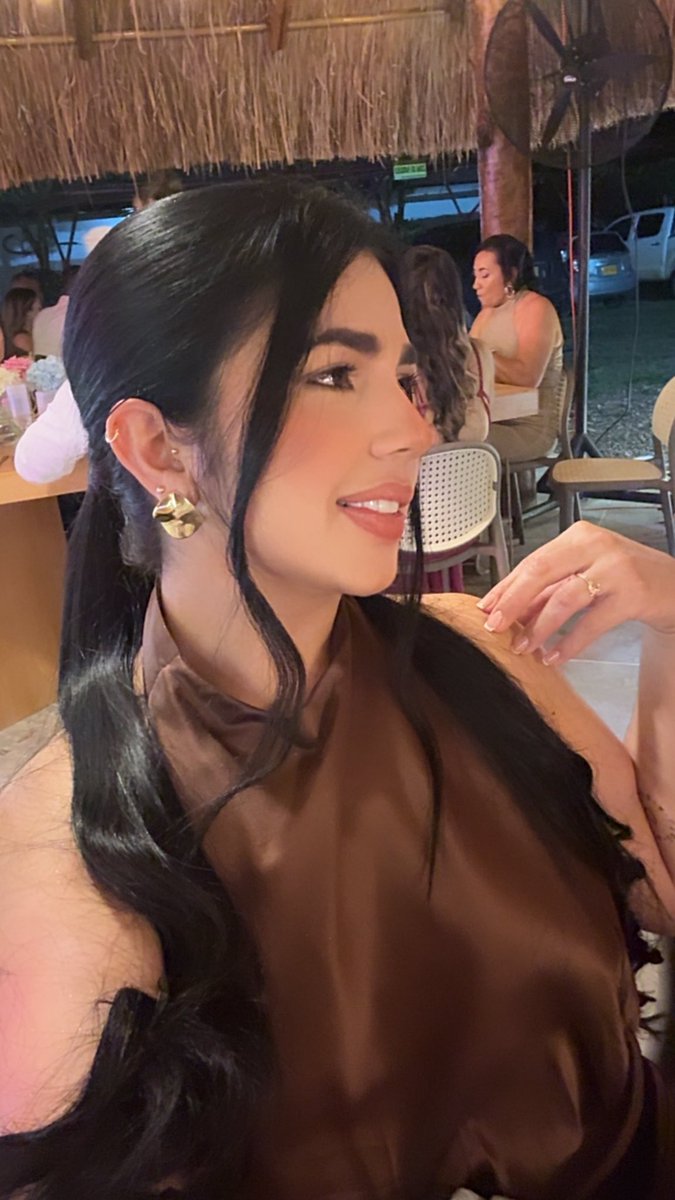 dajanacadena's tweet photo. 🤎 https://t.co/AkqTq95tAP