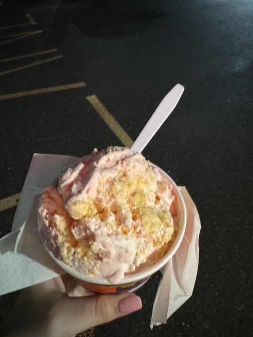 𝕂𝕠𝕕𝕒𝕜 🏀✨ tweet media