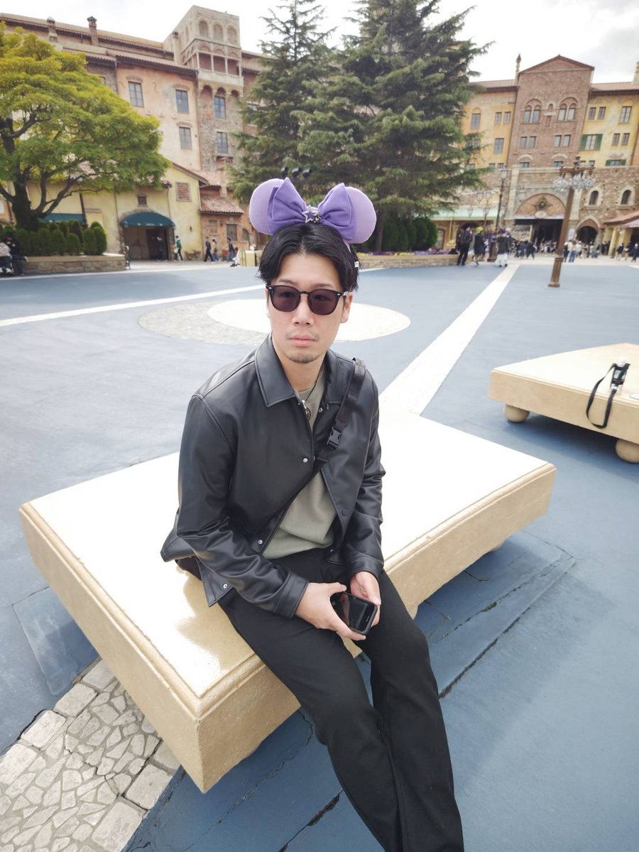 NUSH135's tweet photo. 今日はディズニーシーに来ています。
カチューシャ恥ずかしいです。 https://t.co/kNqQviq8Gy
