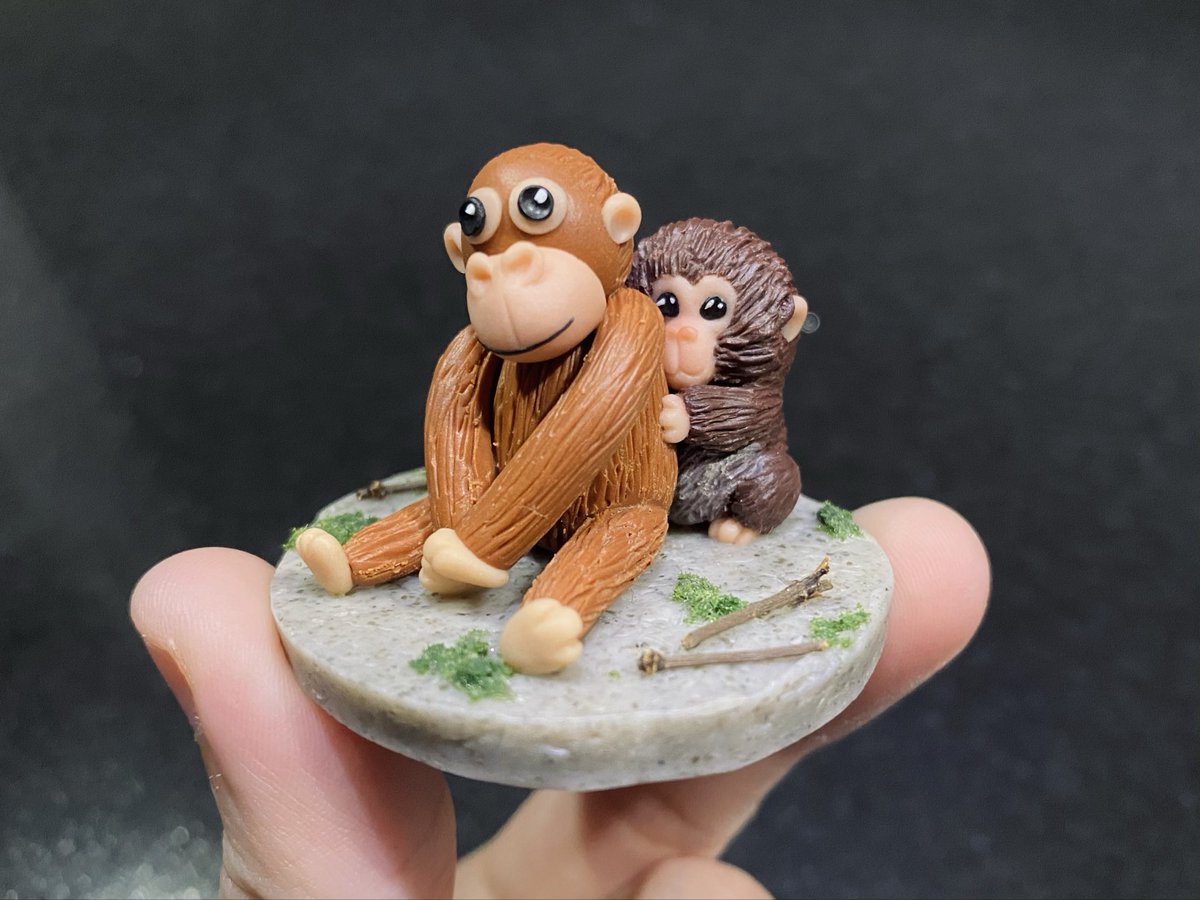 polymer_kay's tweet photo. Took a break from commissions to make Punch the viral monkey for my mom cuz we both love him lol ❤️ https://t.co/bFNZmrO0zH