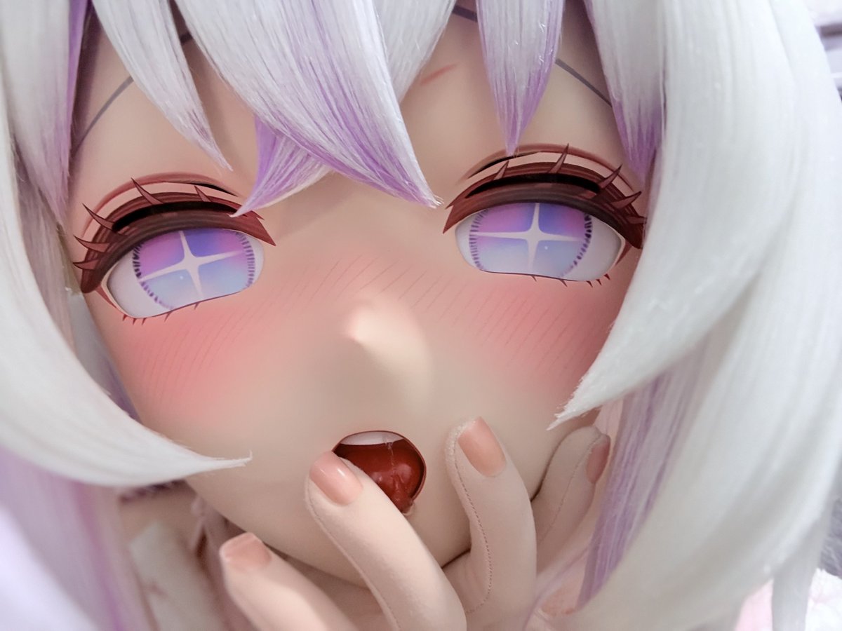 左舷发现猫鲨 tweet media