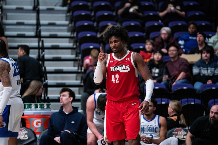 Apex Jones tweet media