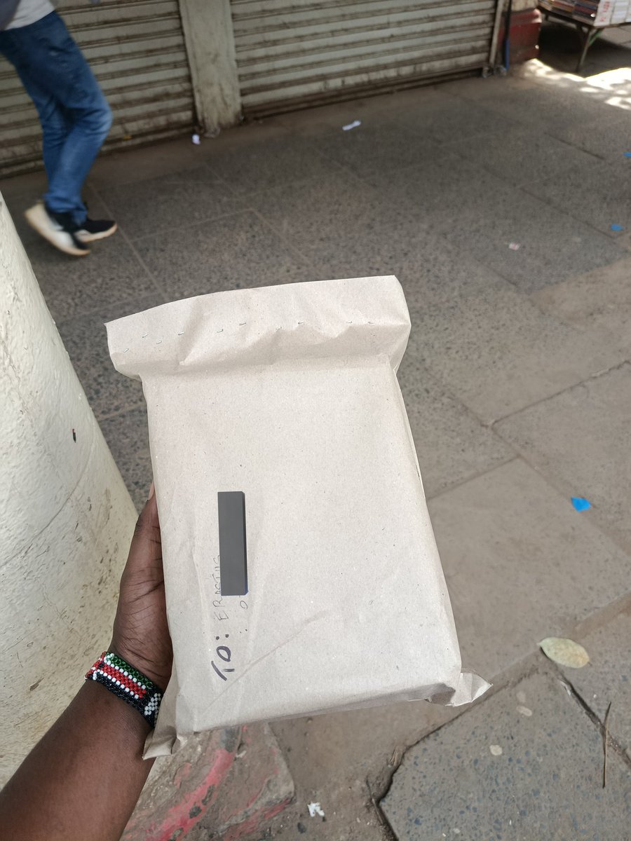 TumaNasi's tweet photo. Good morning and happy new week,

A good day to send your packages via us at a pocket friendly prices.

With us, you're assured that your package will arrive safely and on time.

To inquire about our services, please reach us on 0118687088 or 0784008487 https://t.co/cwUySx0JbY