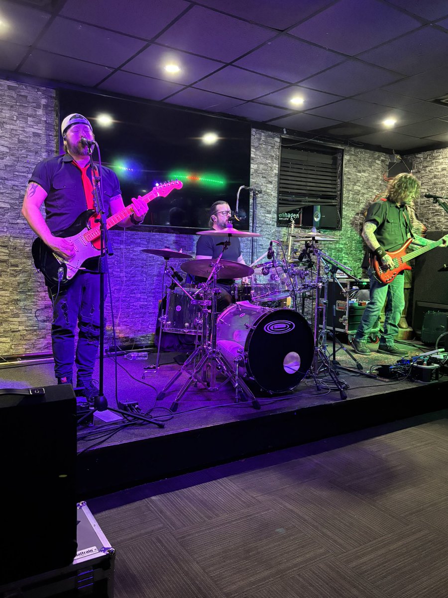 Marissa Adams tweet media