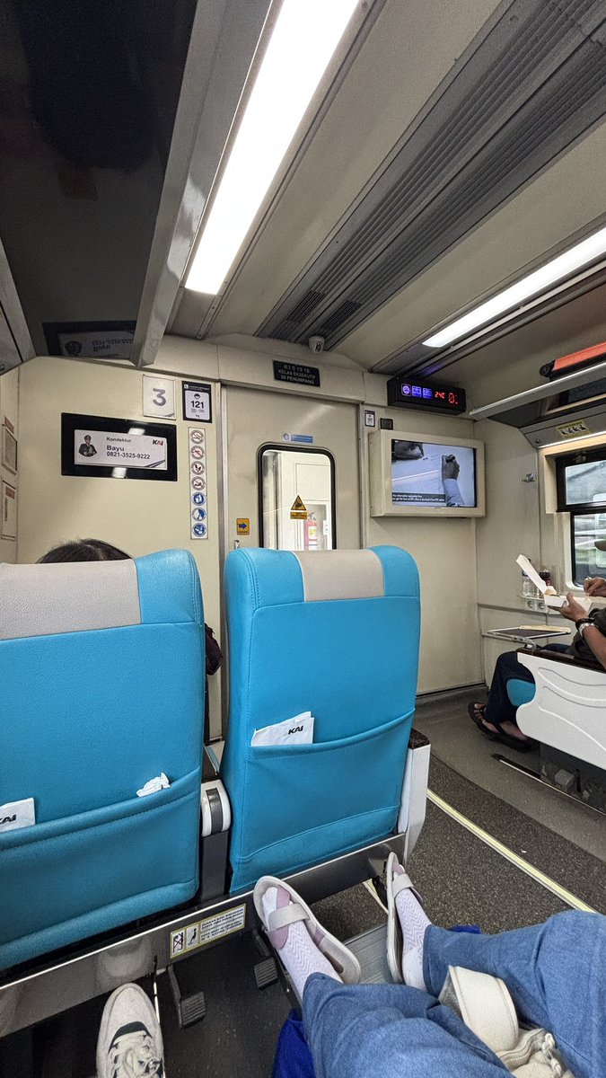 &ᴄᴏᴋ  tweet media