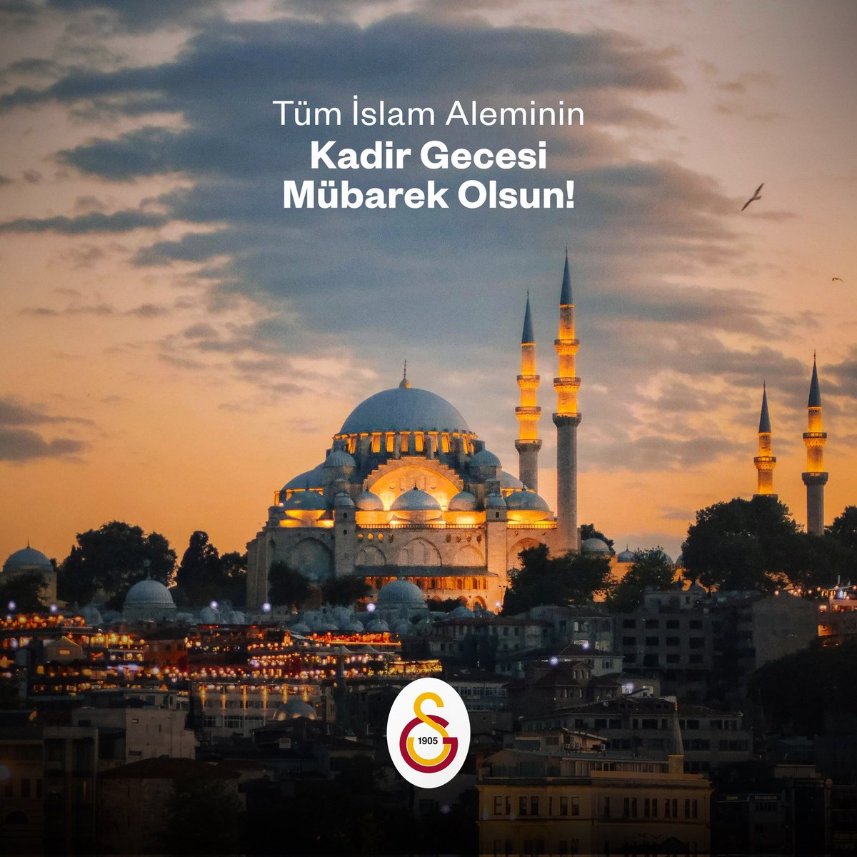 Tüm İslam aleminin Kadir gecesi mübarek olsun! 🇹🇷

Bin aydan daha hayırlı olduğu müjdelenen bu gecenin tüm insanlığa sağlık, mutluluk ve barış getirmesini diliyorum.

Bu mübarek gecede edilen tüm duaların kabul olması dileğiyle 🤲 🌙
